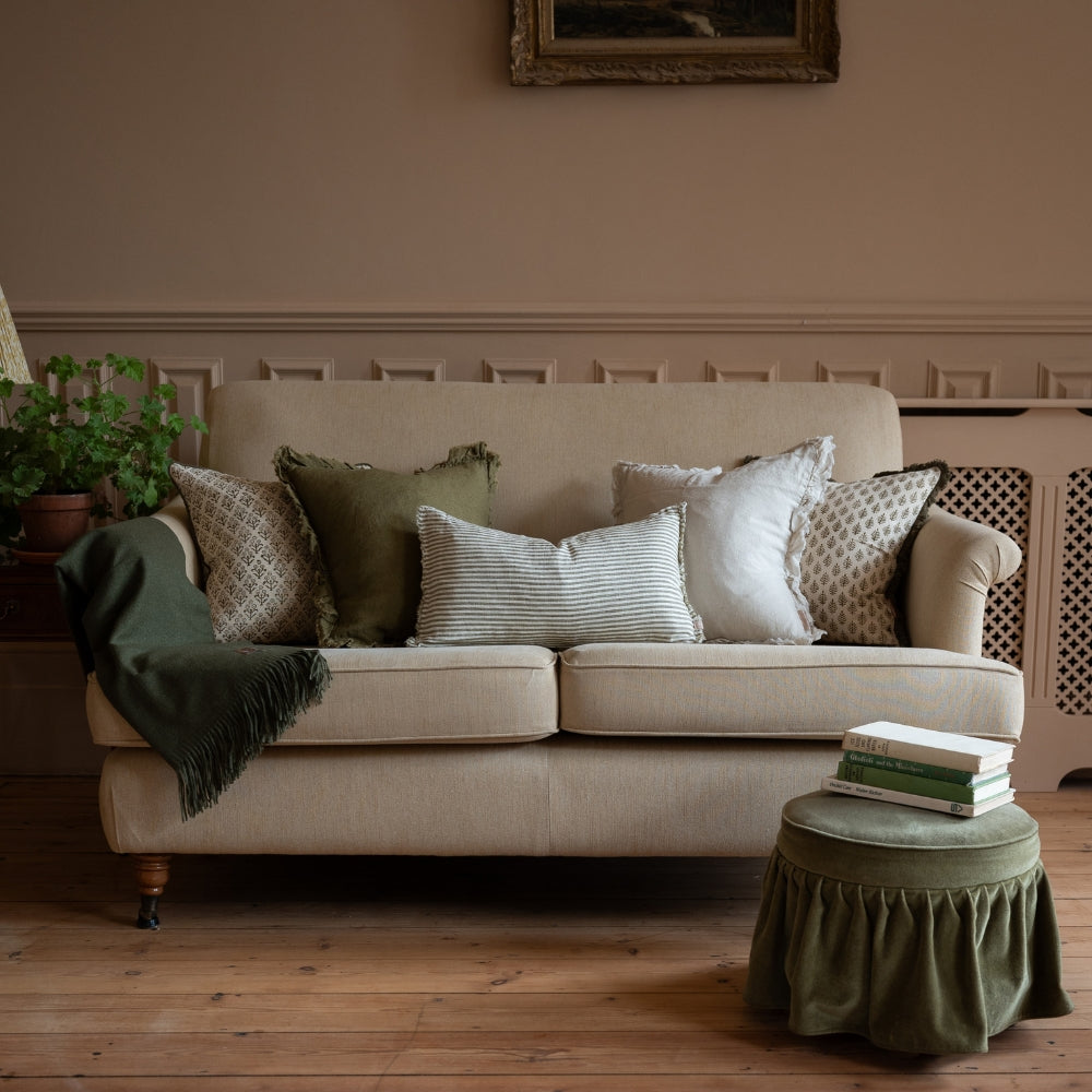 What Colour Cushions go with a Neutral Sofa?