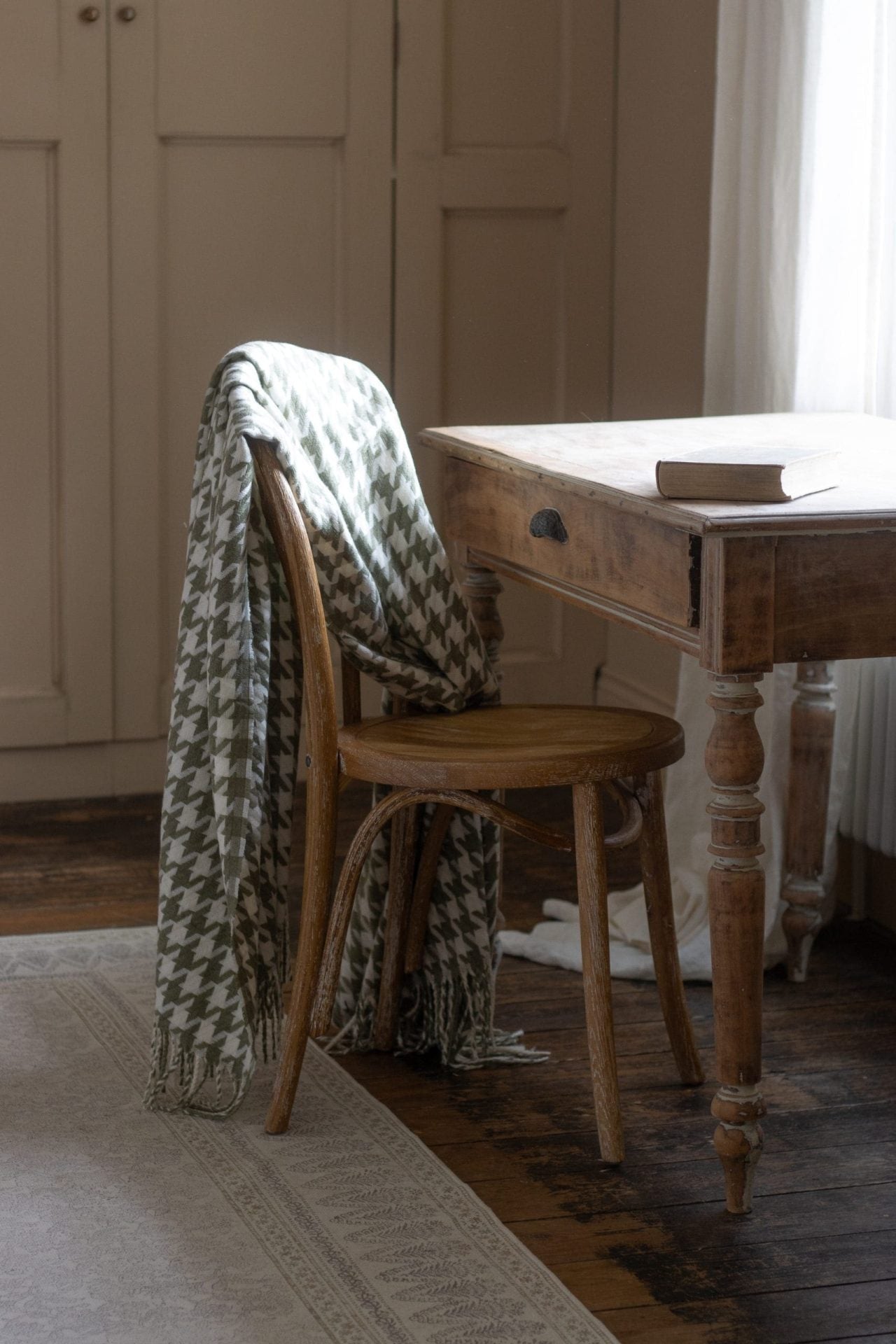 Olive And Cream Throw