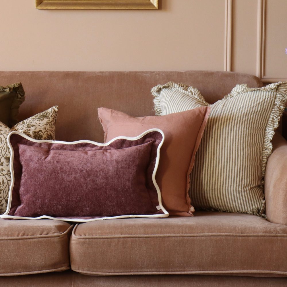 The Bramble Cushion Combination