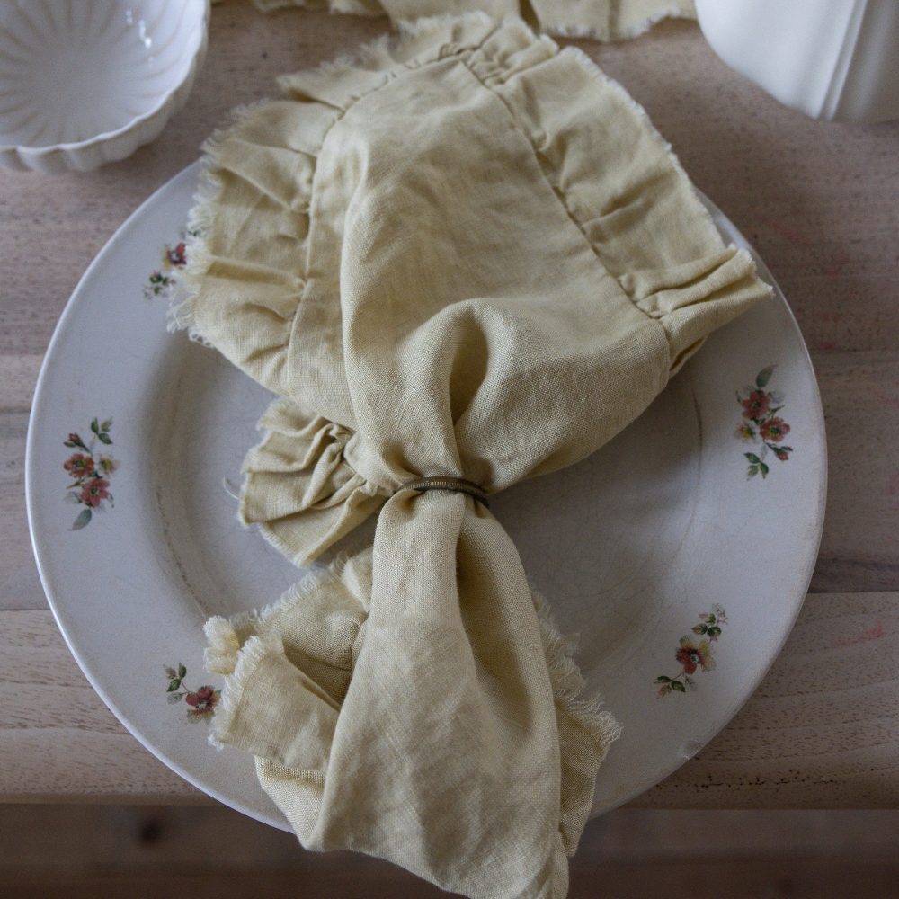 Linen Pastel Yellow Ruffle Set of 4 Napkins