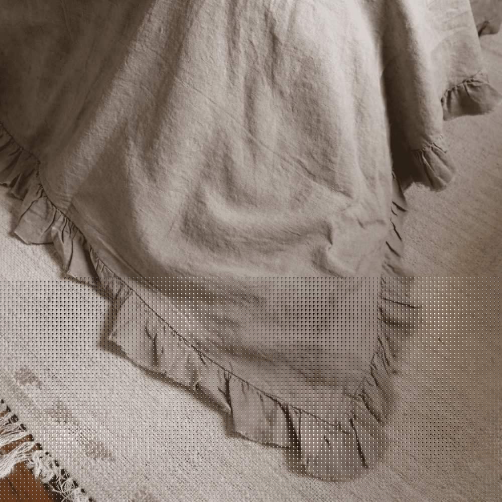 Natural Ruffle Linen Bedspread