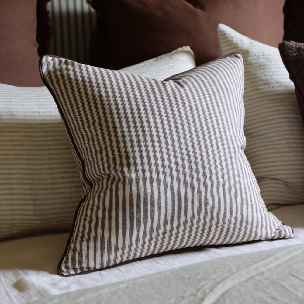 The Dark Brown Boucle Cushion Combination