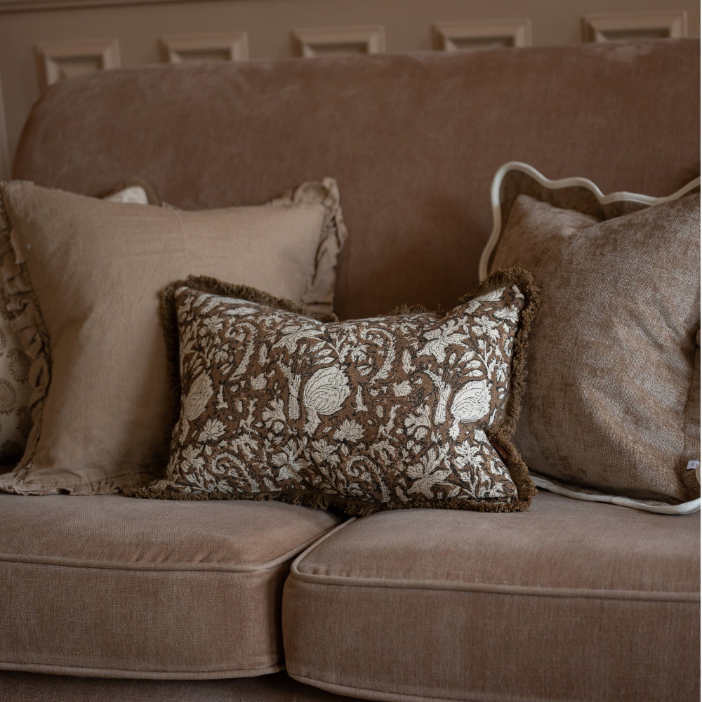 The Chestnut Brown Cushion Combination