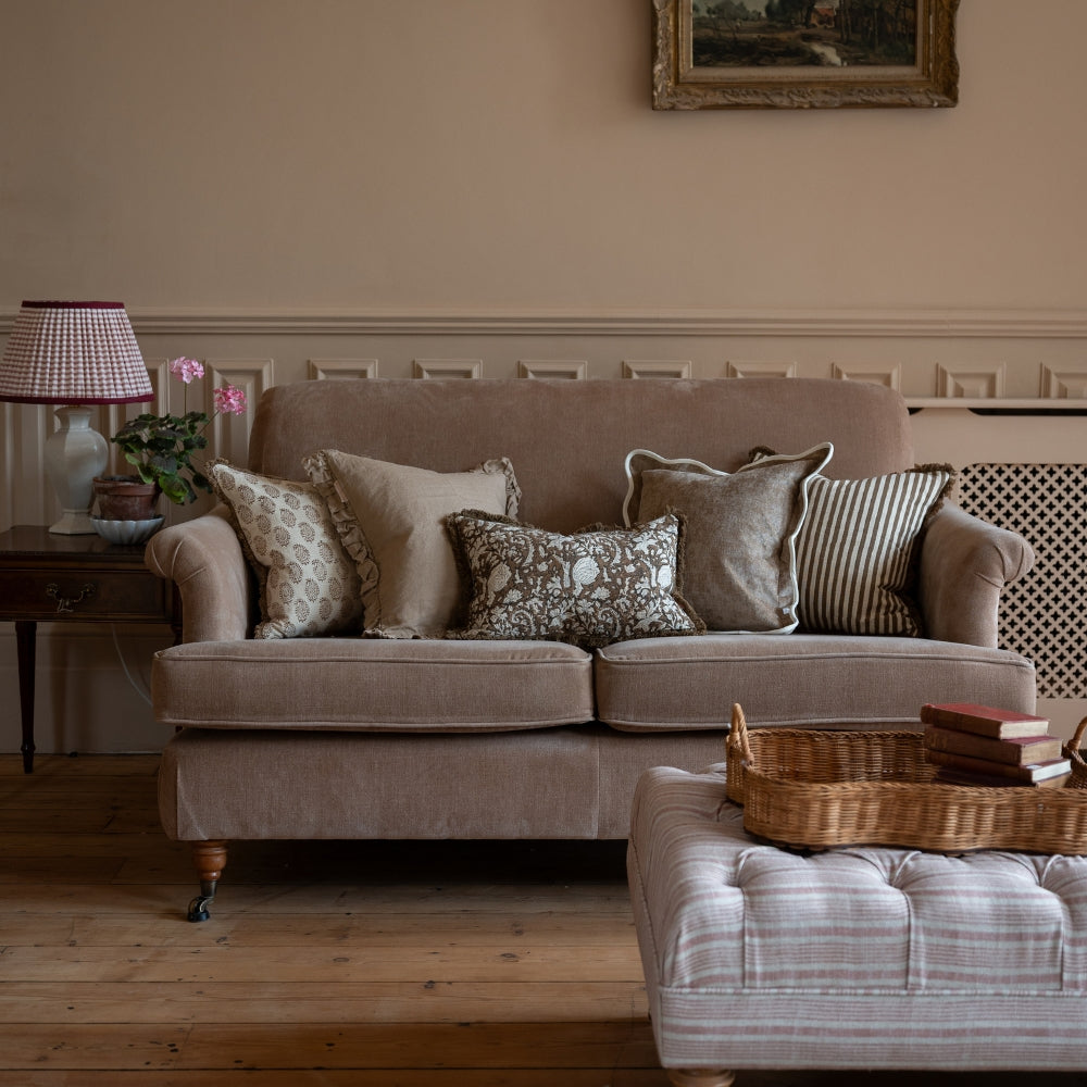 The Chestnut Brown Cushion Combination
