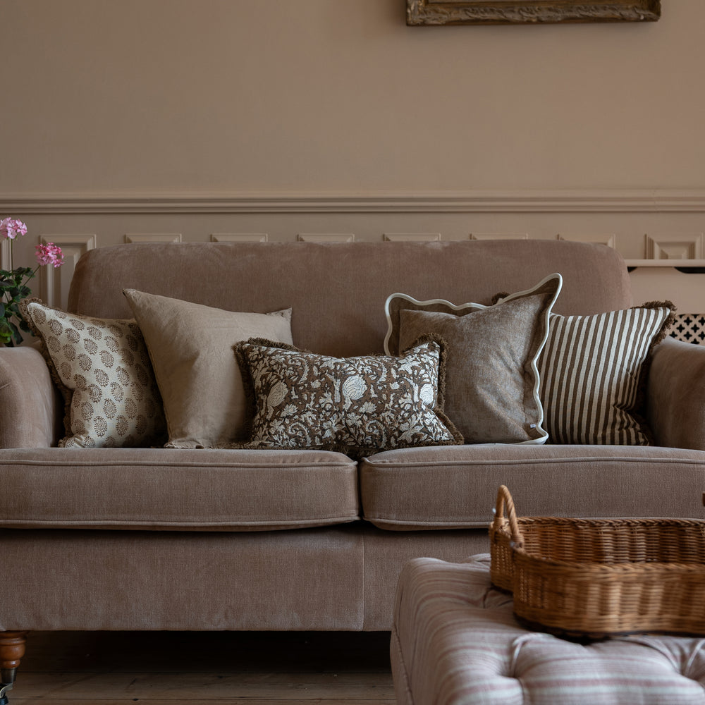 The Chestnut Brown Cushion Combination
