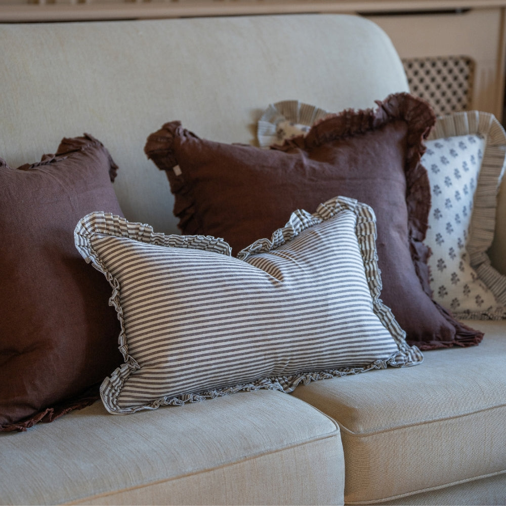 The Dark Cocoa Cushion Combination