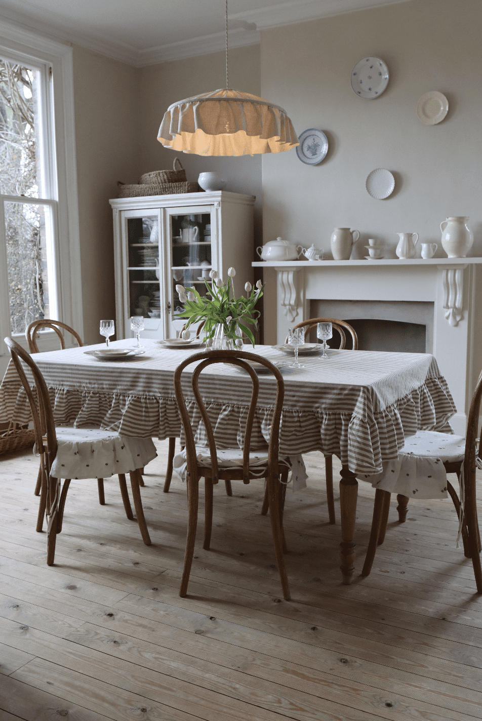 what are the tablecloth trends for 2026?