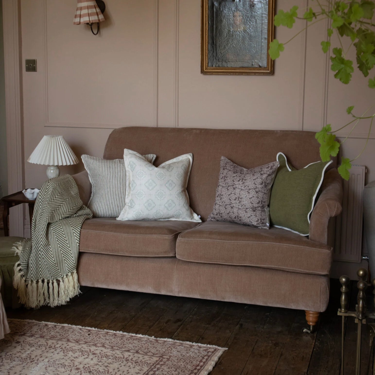 should cushions be lighter or darker than a sofa?