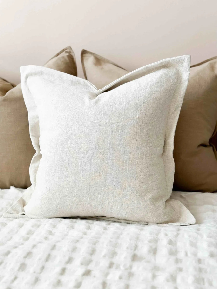 The Ultimate Upgrade: Why You Should Choose a Duck Feather Insert Over Synthetic Alternatives