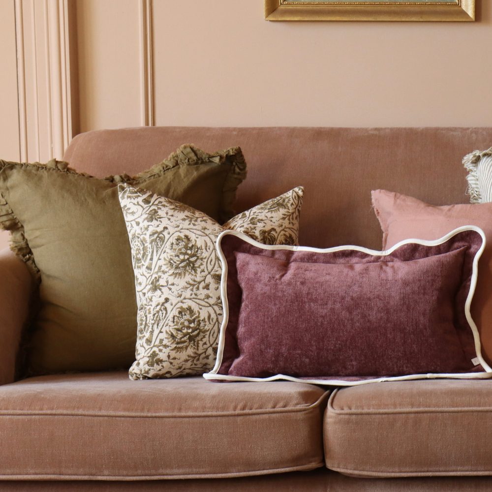 The Bramble Cushion Combination