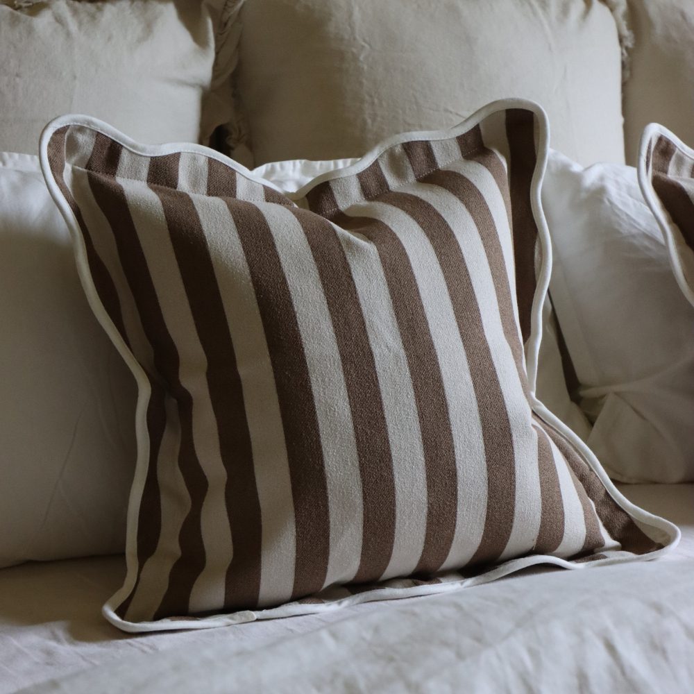The Mocha Cushion Combination
