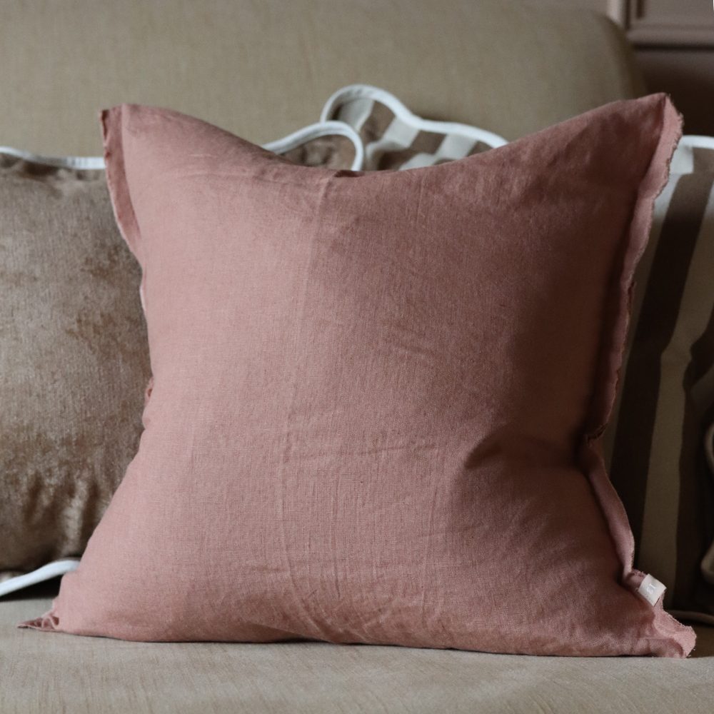 The Pink and Brown Cushion Combination