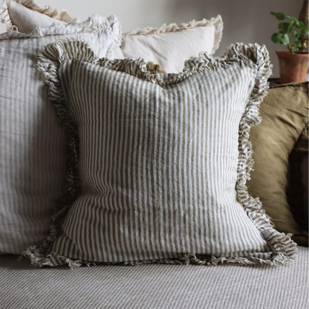 The Large Mulberry Cushion Combination