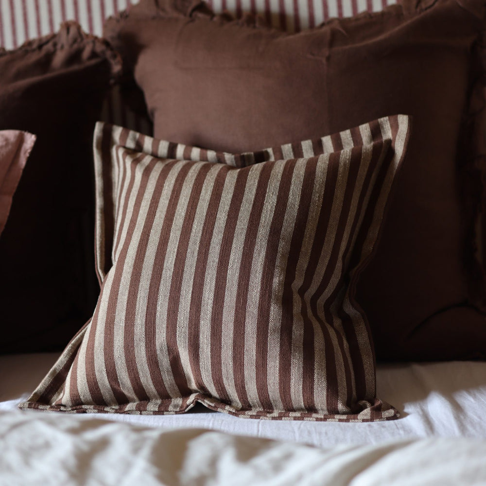 The Large Coffee & Cream Cushion Combination