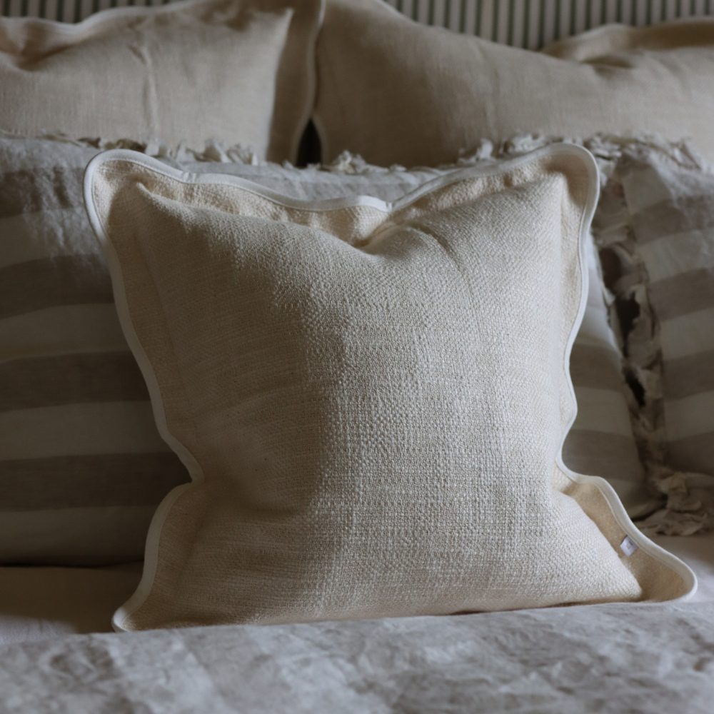 The Earthy Cushion Combination