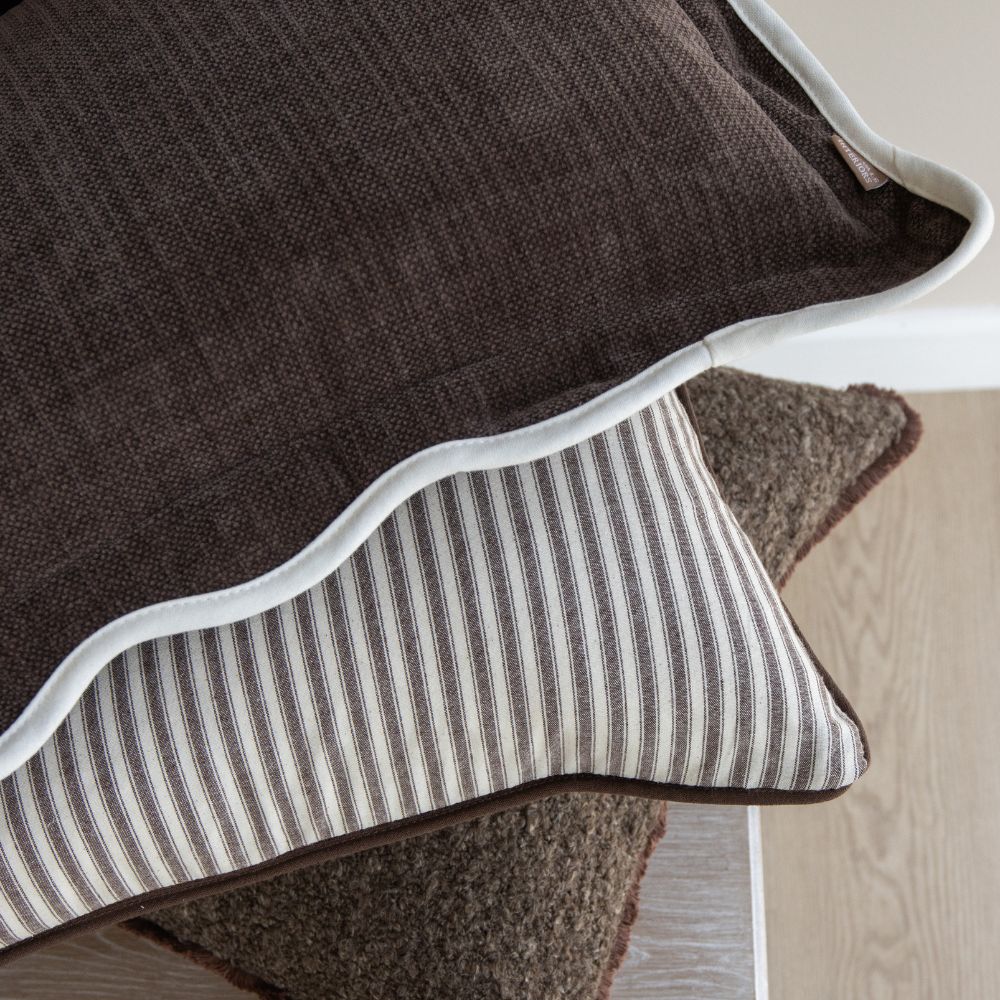 The Dark Brown Boucle Cushion Combination