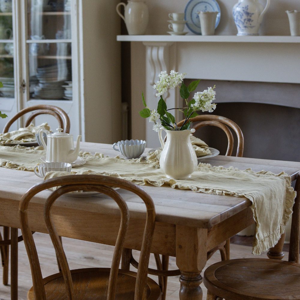 Linen Pastel Yellow Ruffle Set of 4 Napkins