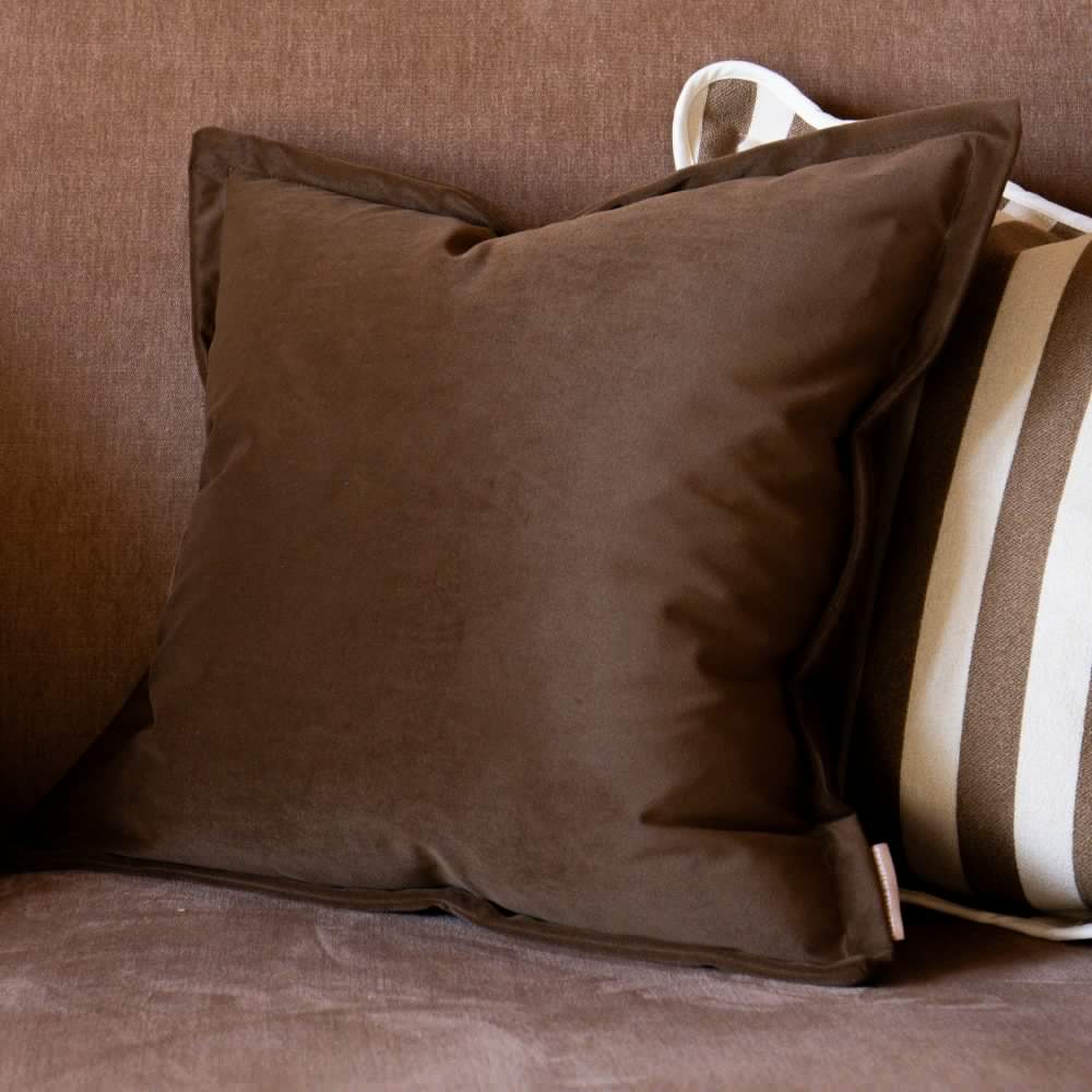 The Brown & Plum Cushion Combination