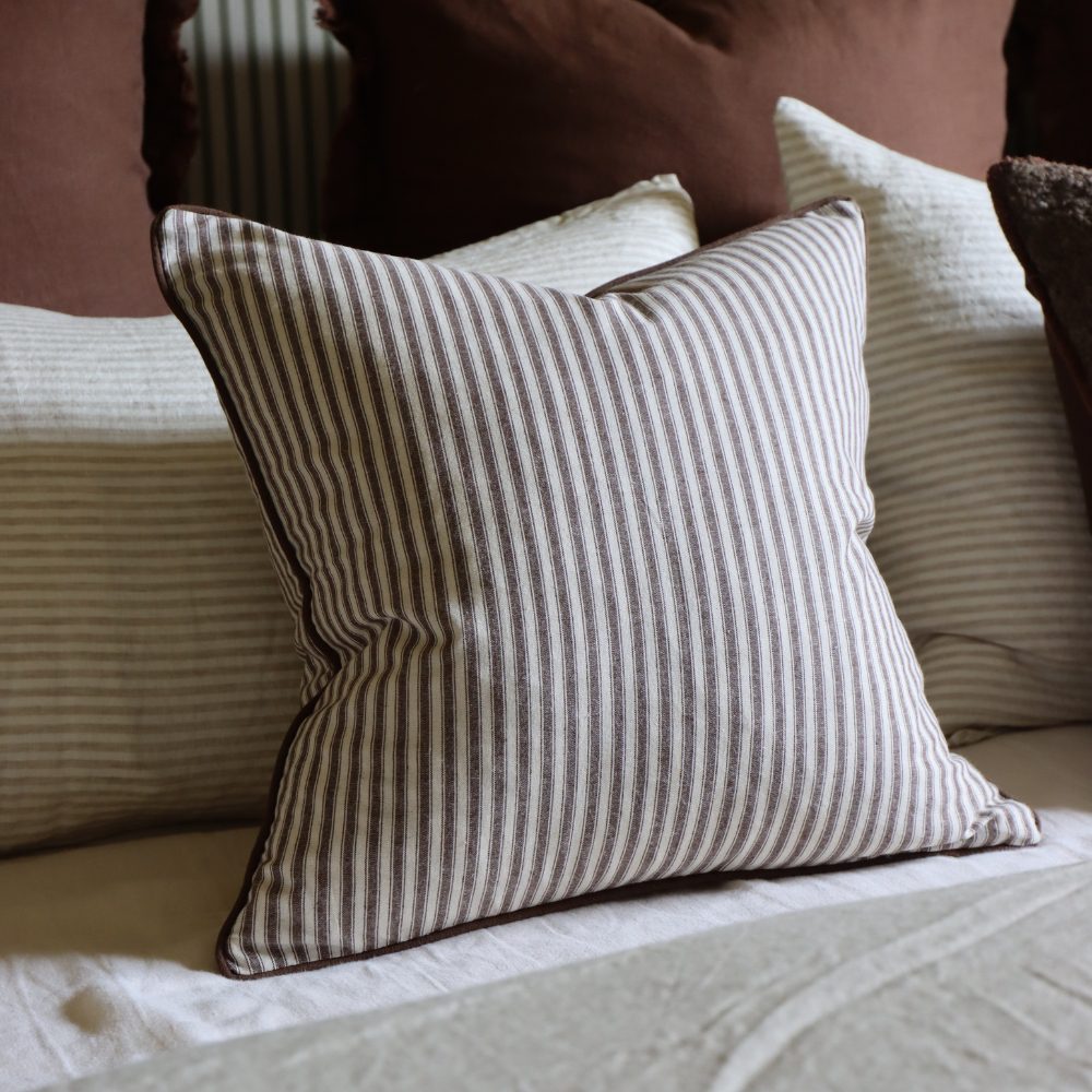 The Deep Coffee Brown Cushion Combination