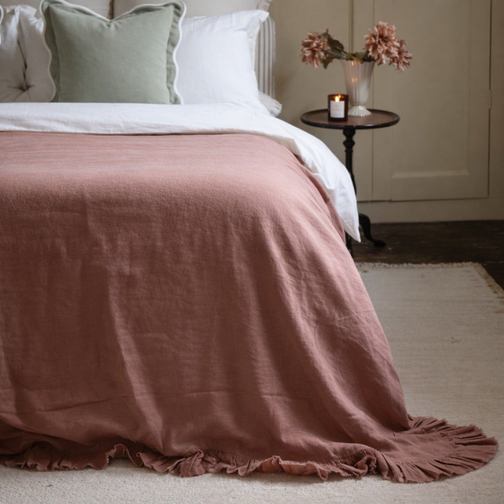 Dusty Pink Ruffle Linen Bedspread