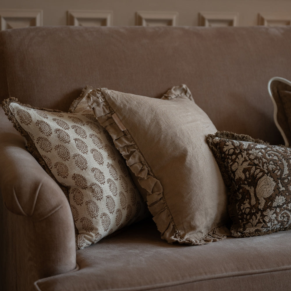 The Chestnut Brown Cushion Combination