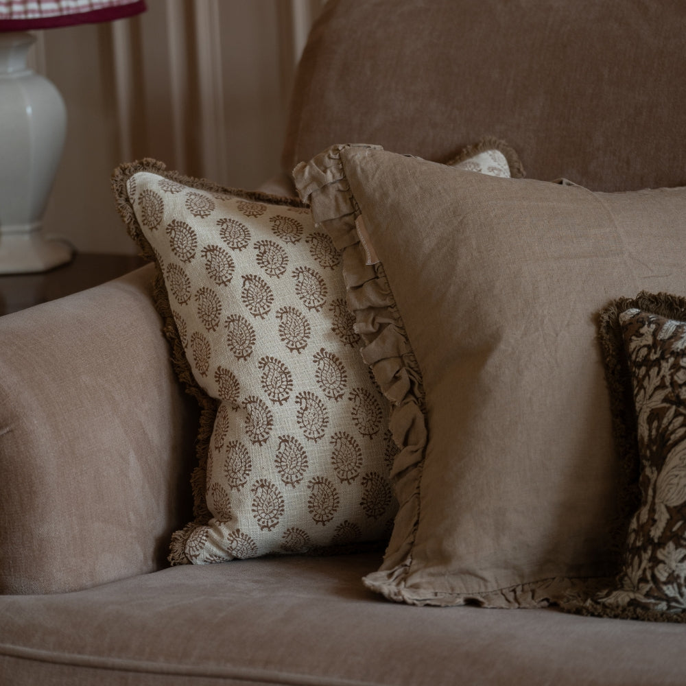 The Chestnut Brown Cushion Combination