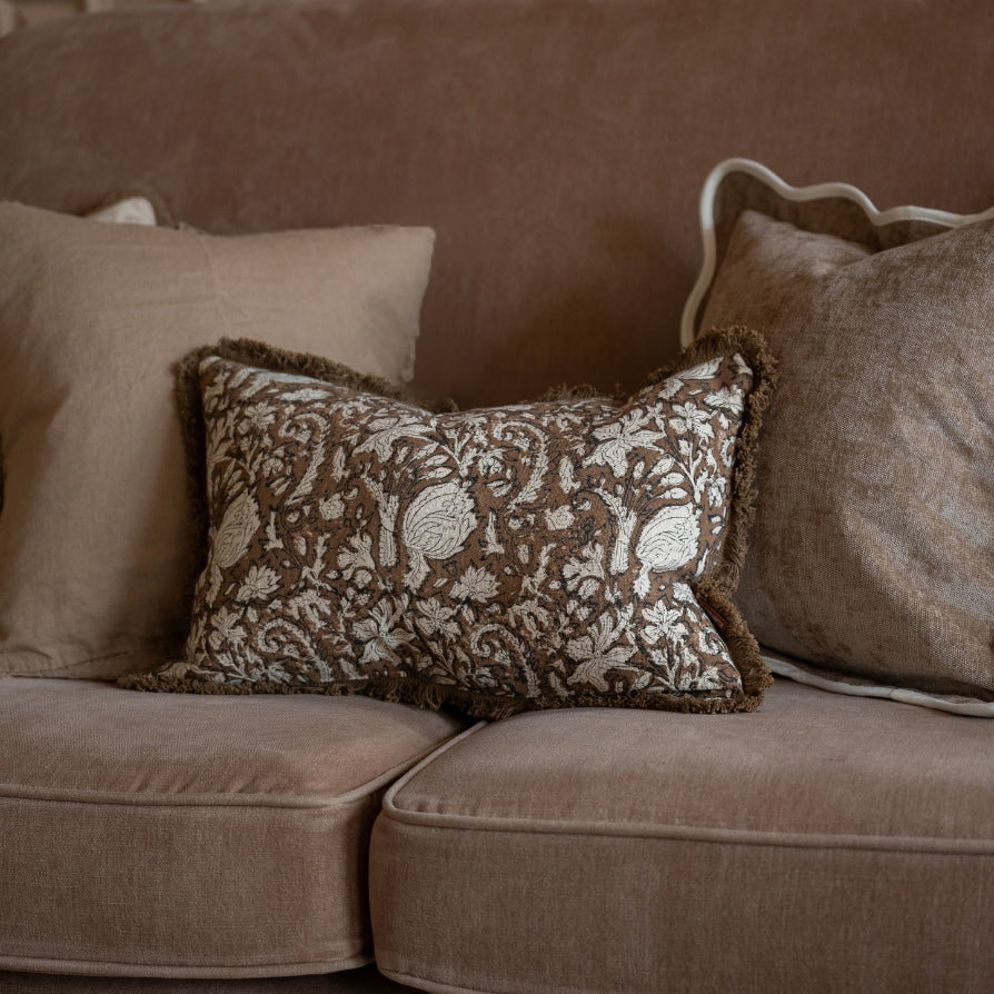 The Chestnut Brown Cushion Combination