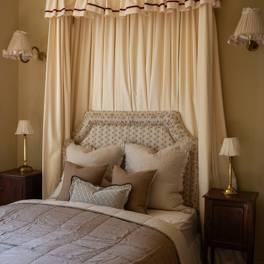 The Heritage Brown Cushion Combination