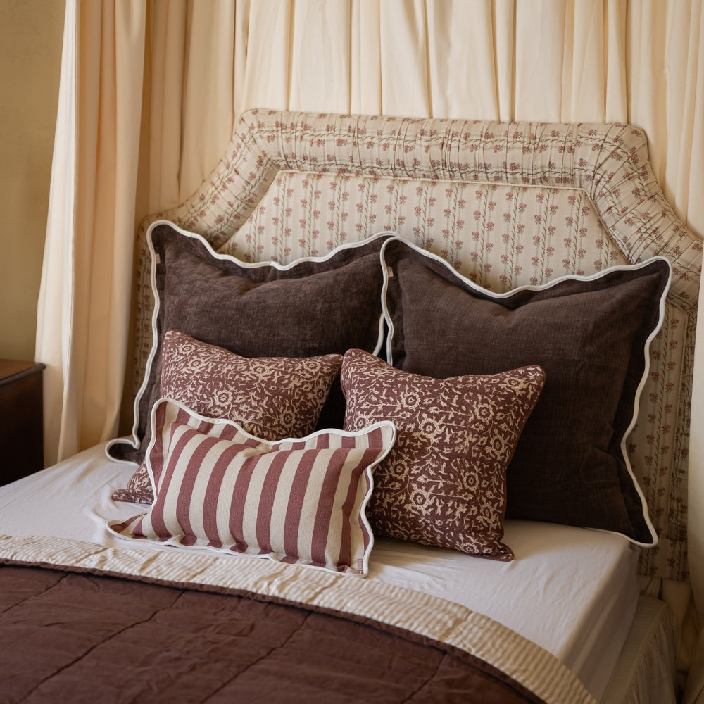 The Plum & Mocha Cushion Combination