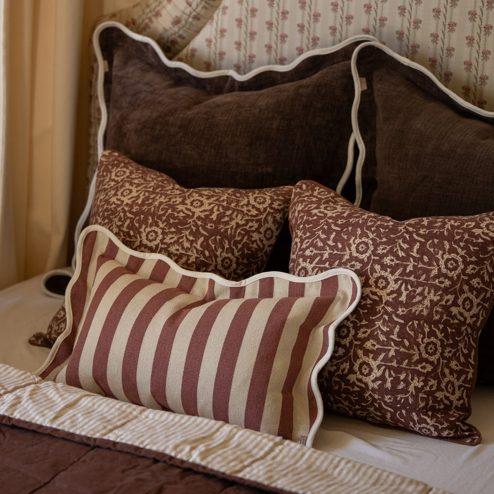 The Plum & Mocha Cushion Combination